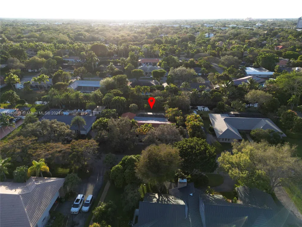 10130 SW 70th Ave Pinecrest, FL 33156