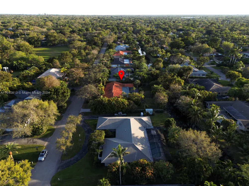 10130 SW 70th Ave Pinecrest, FL 33156