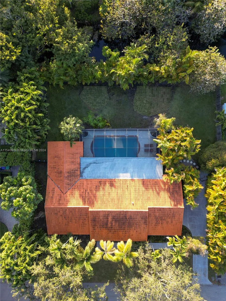 10130 SW 70th Ave Pinecrest, FL 33156