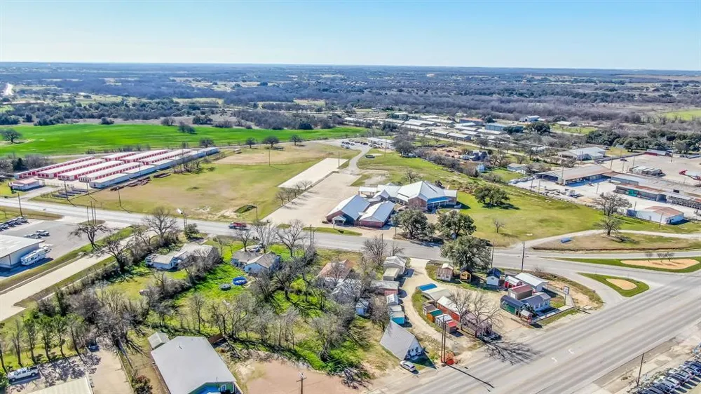 404 E South Loop Stephenville, TX 76401