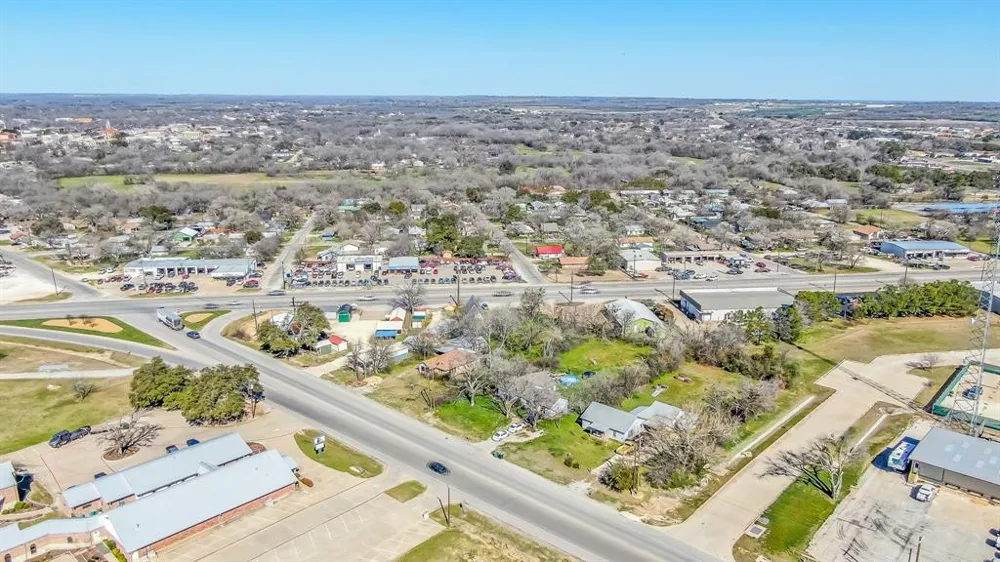 404 E South Loop Stephenville, TX 76401