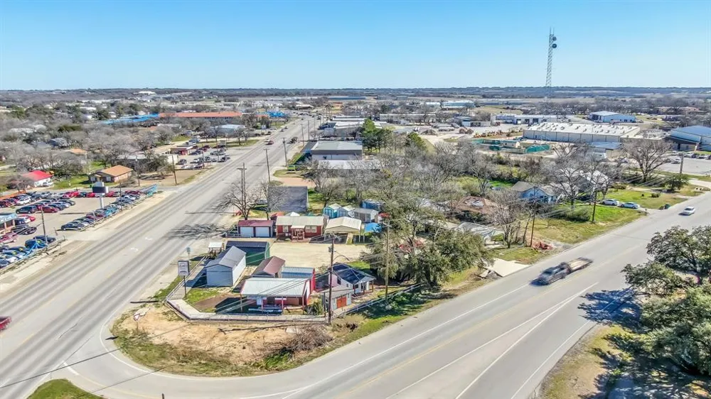 404 E South Loop Stephenville, TX 76401