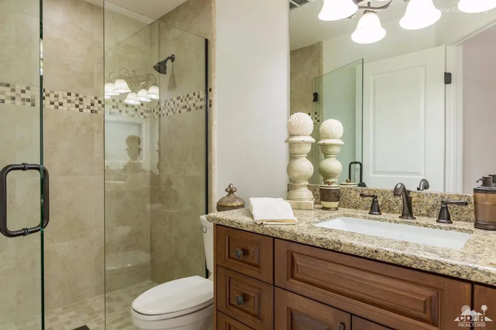 38061 Crocus Lane Palm Desert, CA 92211