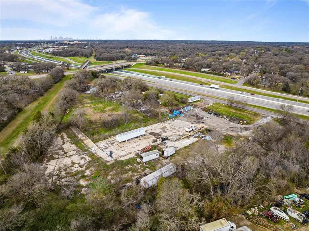9105 C F Hawn Freeway Dallas, TX 75217