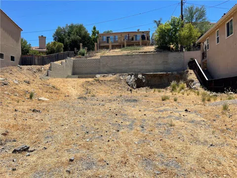 21943 San Joaquin