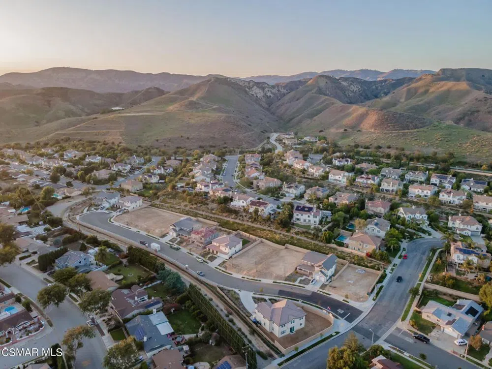 4683 Summit Avenue Simi Valley, CA 93063