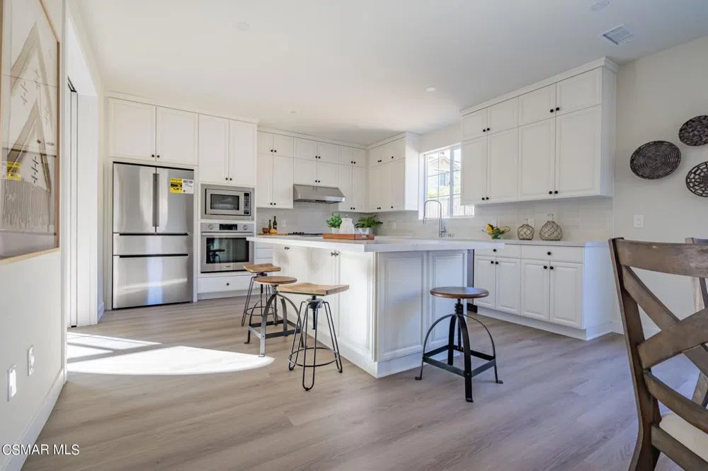 4683 Summit Avenue Simi Valley, CA 93063