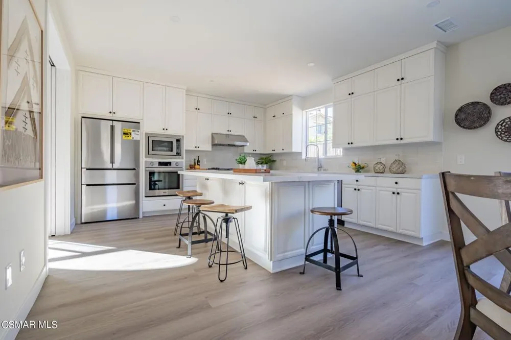 4683 Summit Avenue Simi Valley, CA 93063
