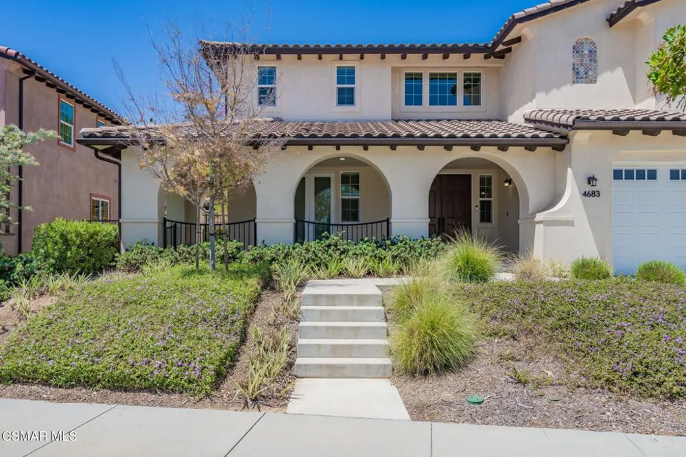 4683 Summit Avenue Simi Valley, CA 93063