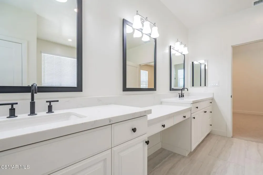 4683 Summit Avenue Simi Valley, CA 93063