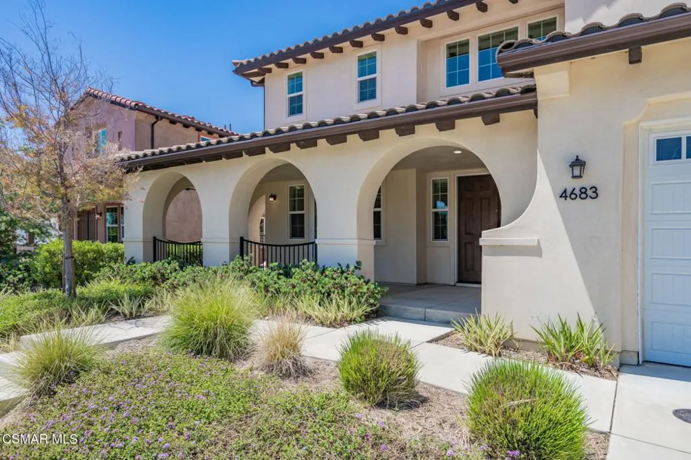 4683 Summit Avenue Simi Valley, CA 93063