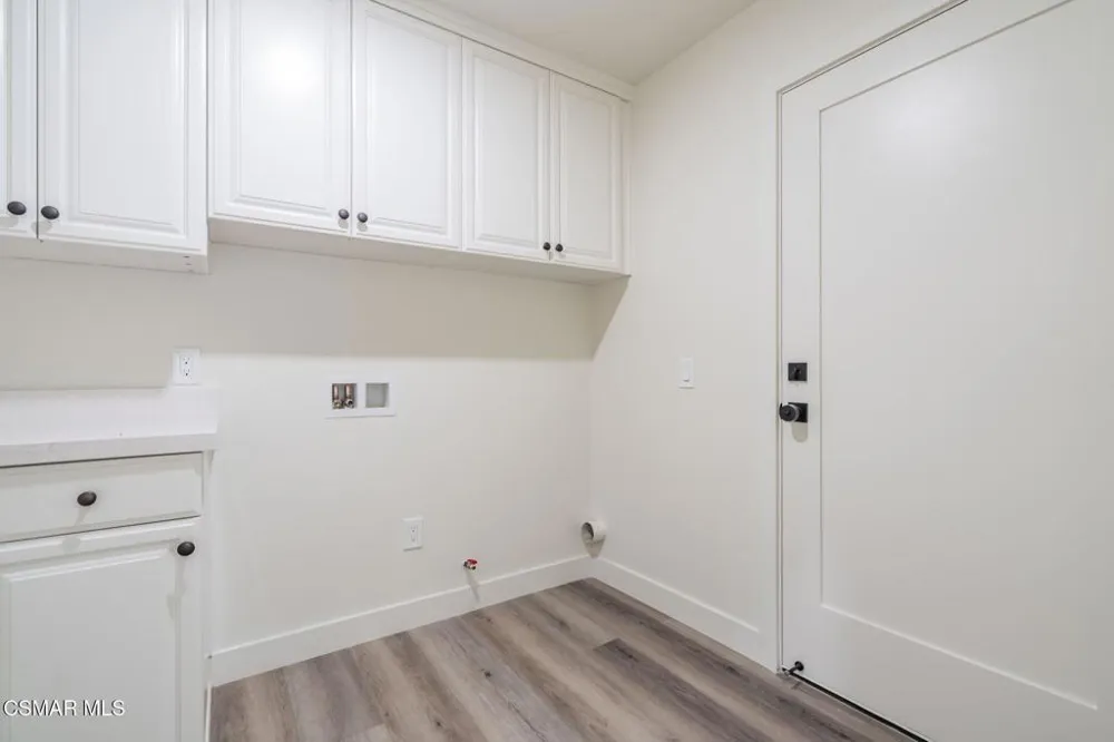 4683 Summit Avenue Simi Valley, CA 93063