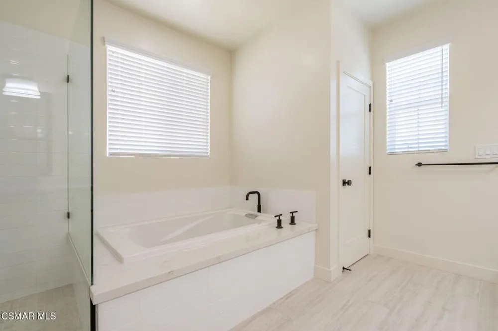 4683 Summit Avenue Simi Valley, CA 93063