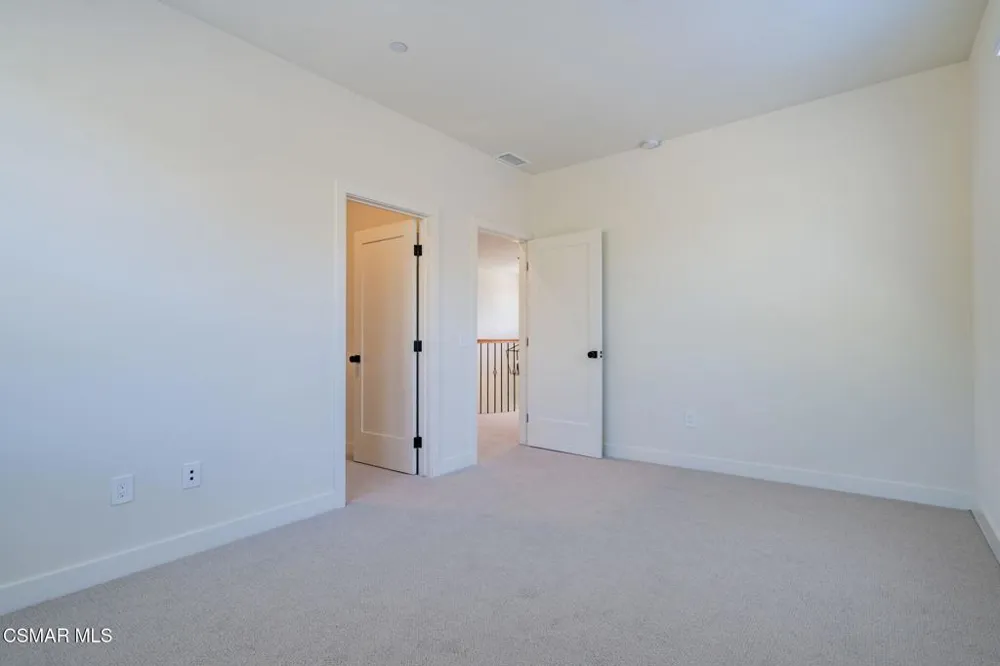4683 Summit Avenue Simi Valley, CA 93063