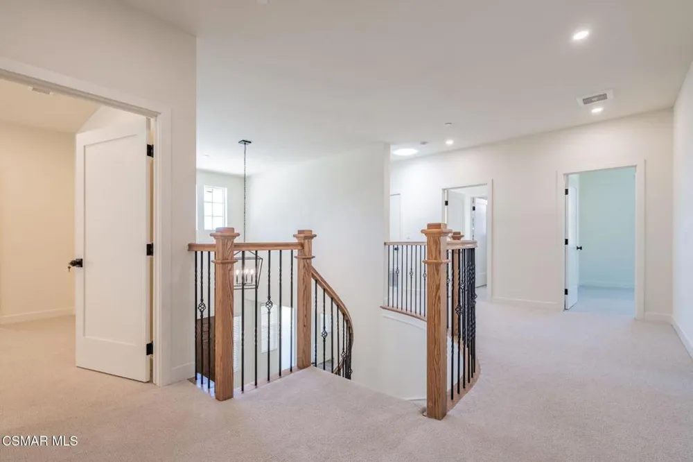 4683 Summit Avenue Simi Valley, CA 93063