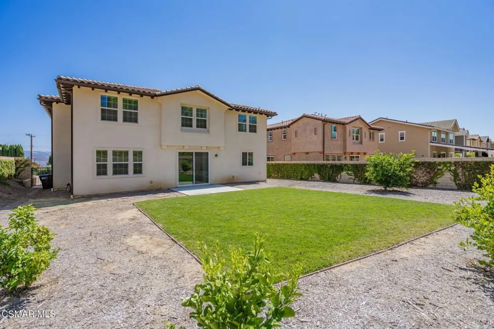 4683 Summit Avenue Simi Valley, CA 93063