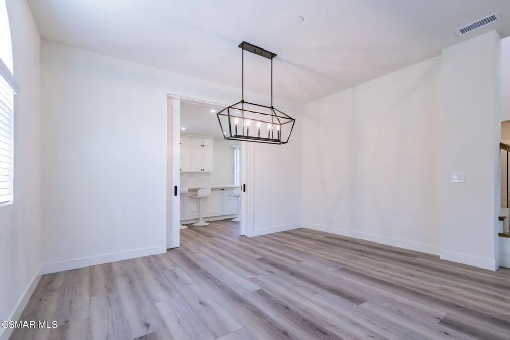 4683 Summit Avenue Simi Valley, CA 93063