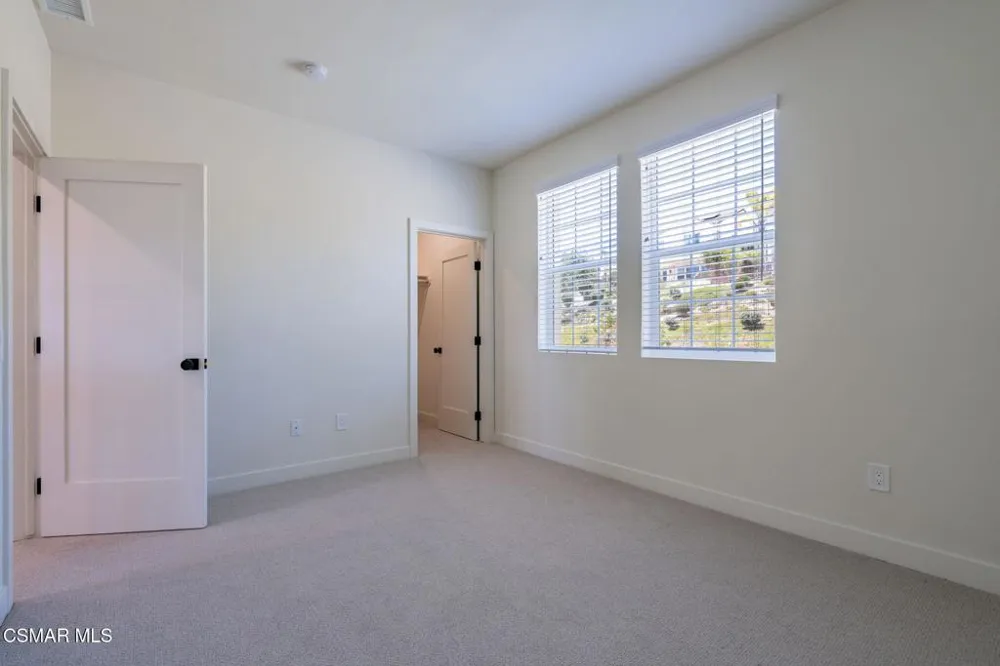 4683 Summit Avenue Simi Valley, CA 93063