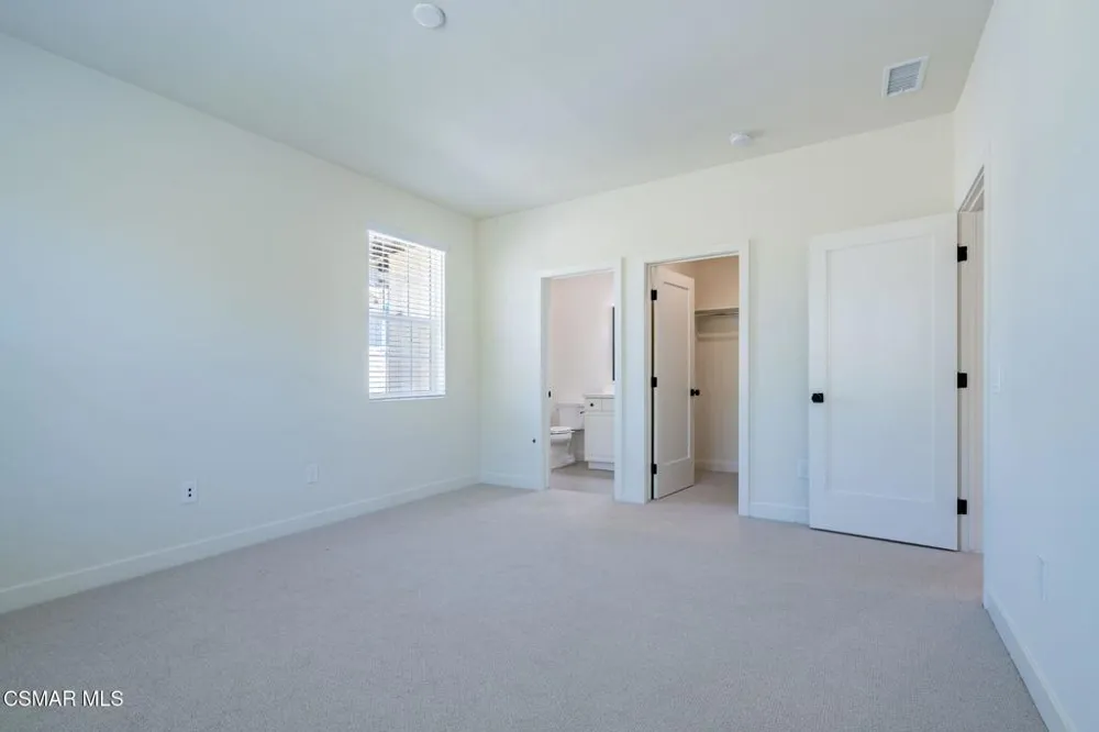 4683 Summit Avenue Simi Valley, CA 93063