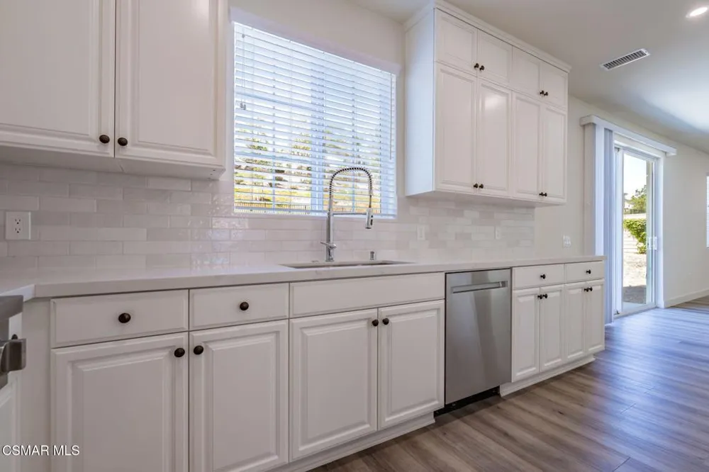 4683 Summit Avenue Simi Valley, CA 93063