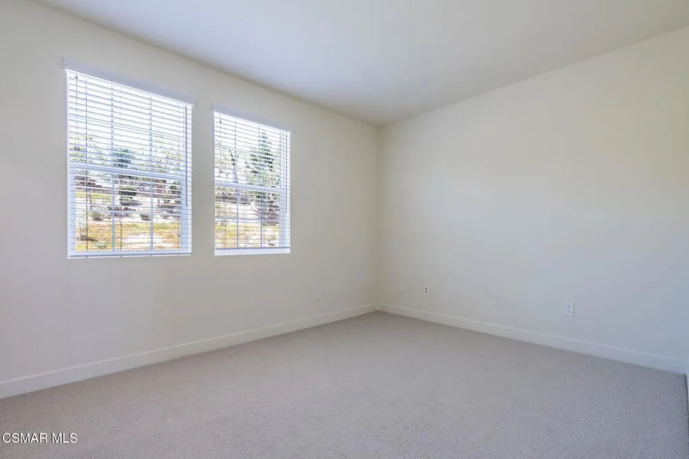 4683 Summit Avenue Simi Valley, CA 93063