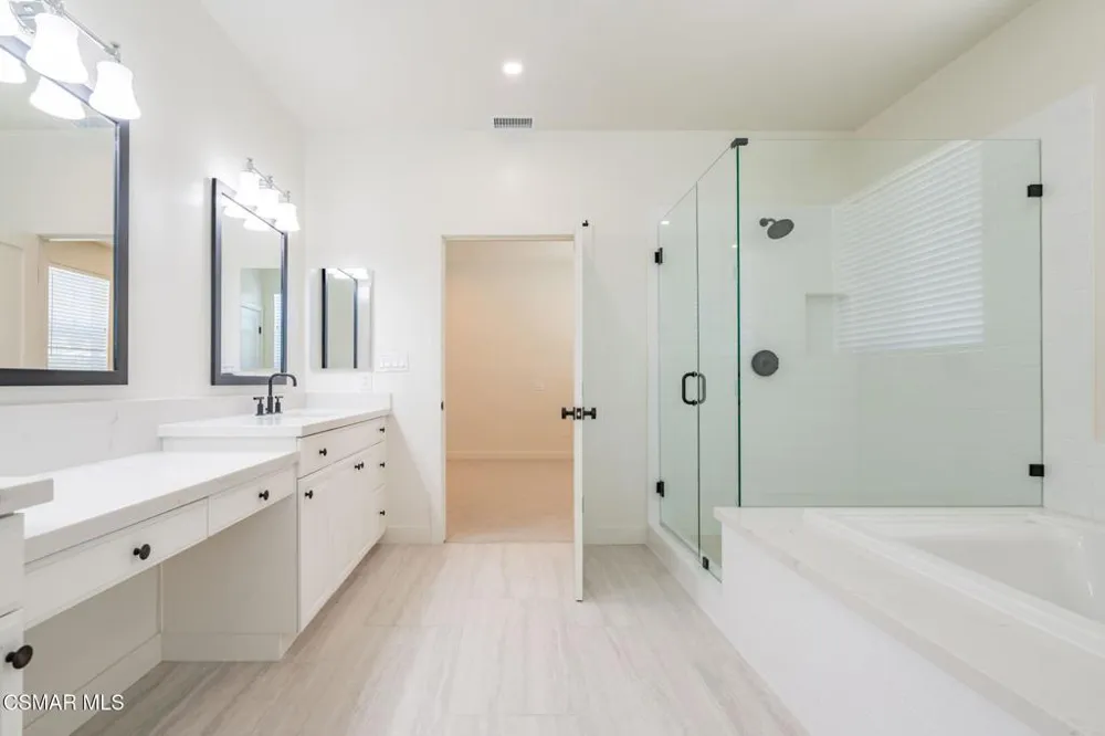 4683 Summit Avenue Simi Valley, CA 93063
