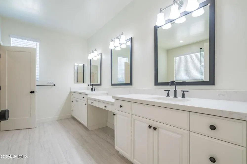 4683 Summit Avenue Simi Valley, CA 93063