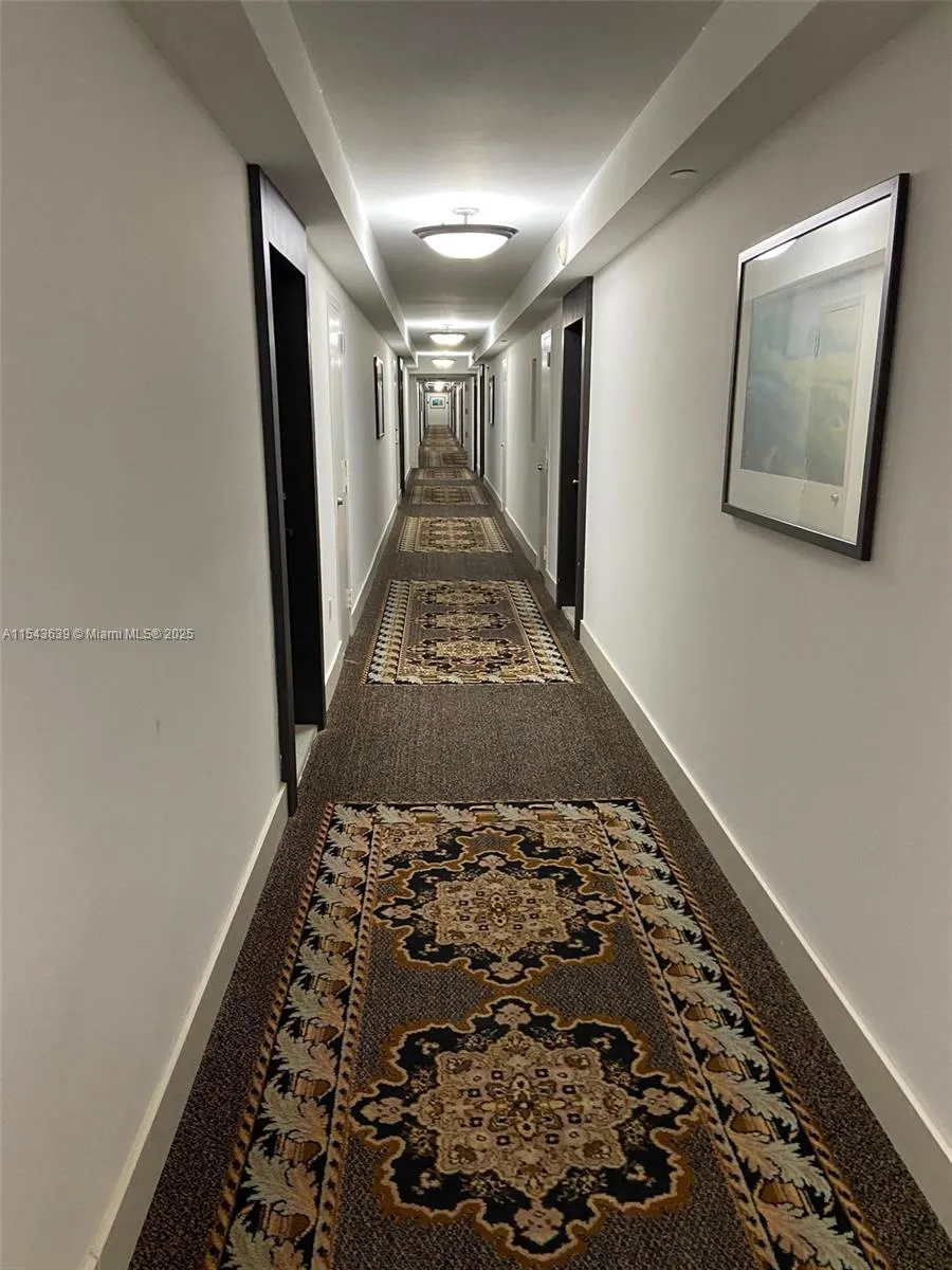 2801 NE 183rd St #2103W Aventura, FL 33160