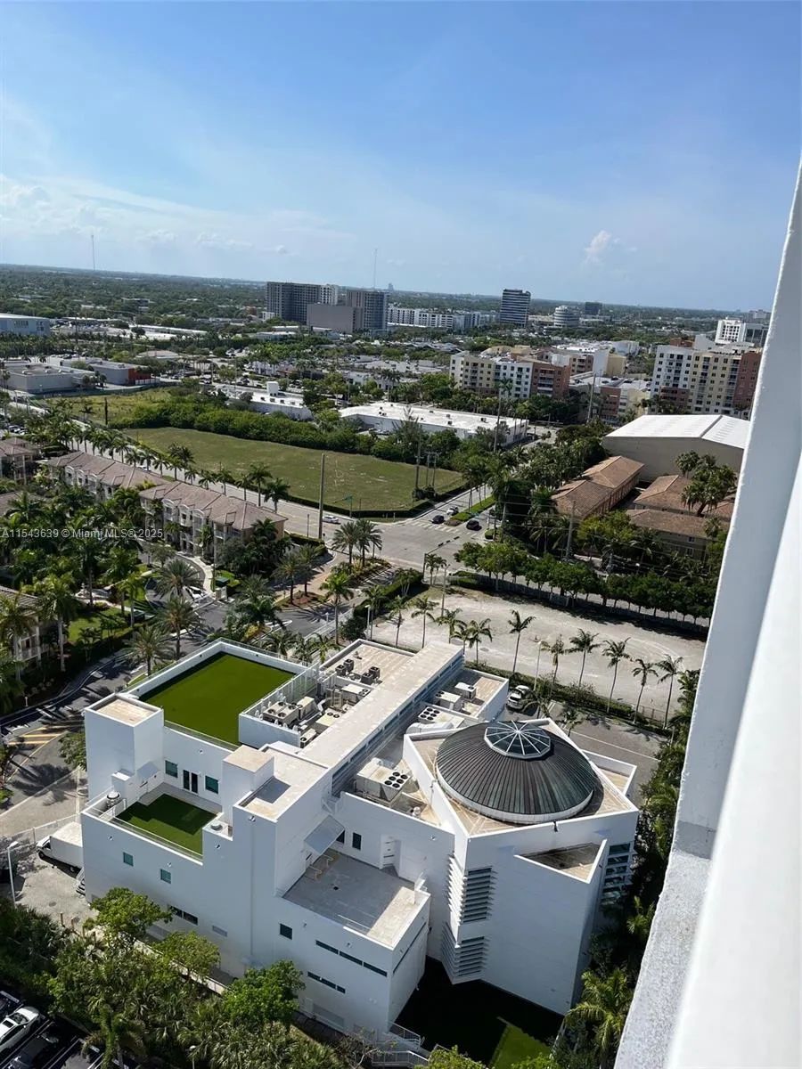2801 NE 183rd St #2103W Aventura, FL 33160