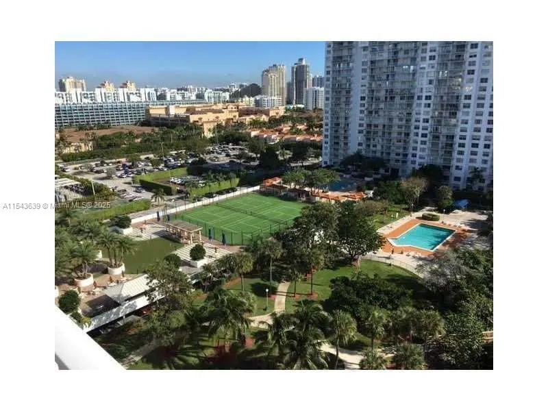 2801 NE 183rd St #2103W Aventura, FL 33160