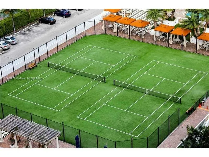 2801 NE 183rd St #2103W Aventura, FL 33160