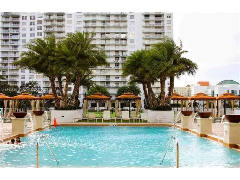 2801 NE 183rd St #2103W Aventura, FL 33160