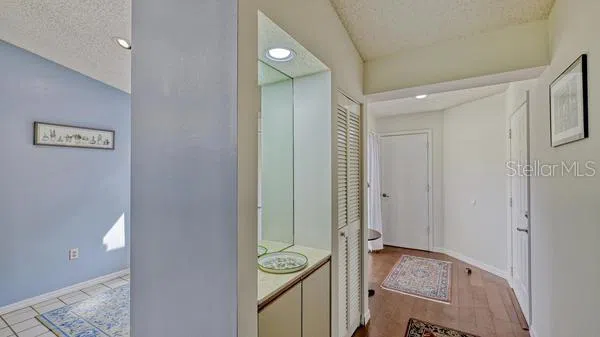 5905 DORAL DRIVE Sarasota, FL 34243