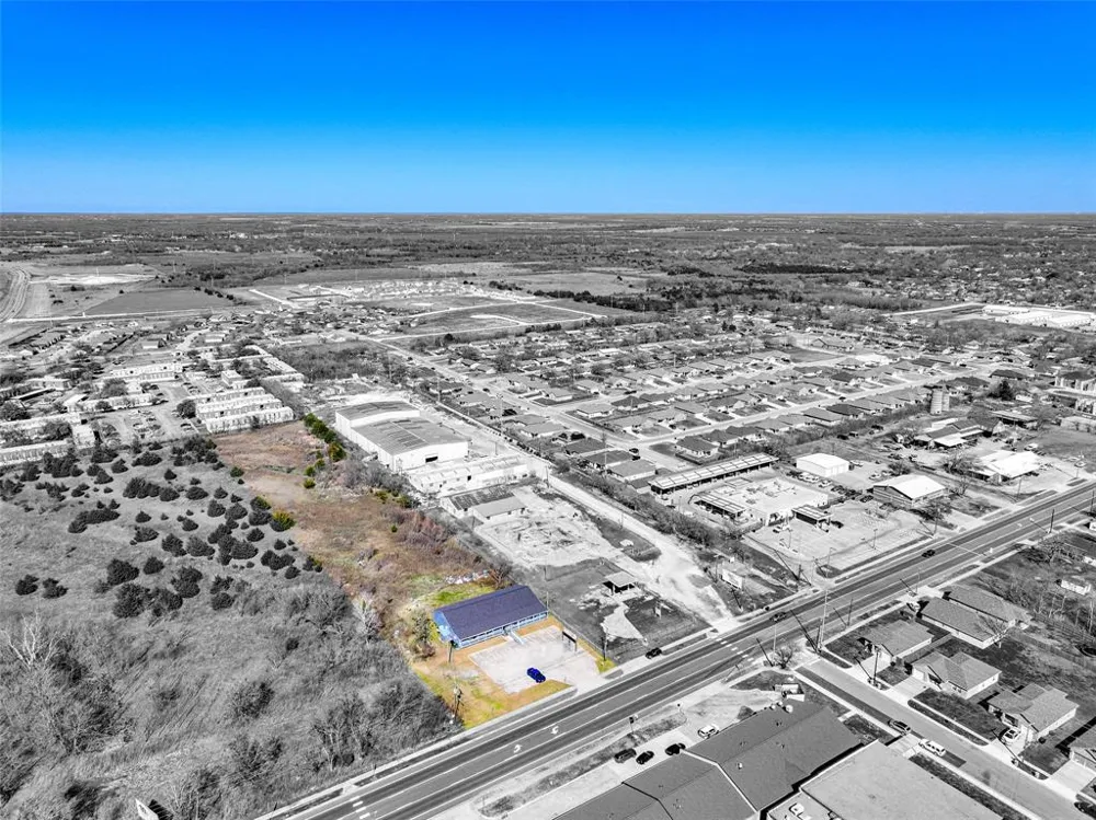5108 Lee Street Greenville, TX 75401