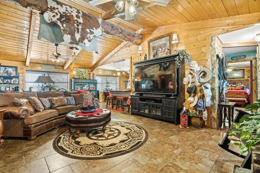 4155 County Road 188 Stephenville, TX 76401