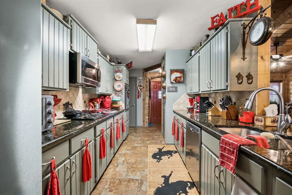 4155 County Road 188 Stephenville, TX 76401