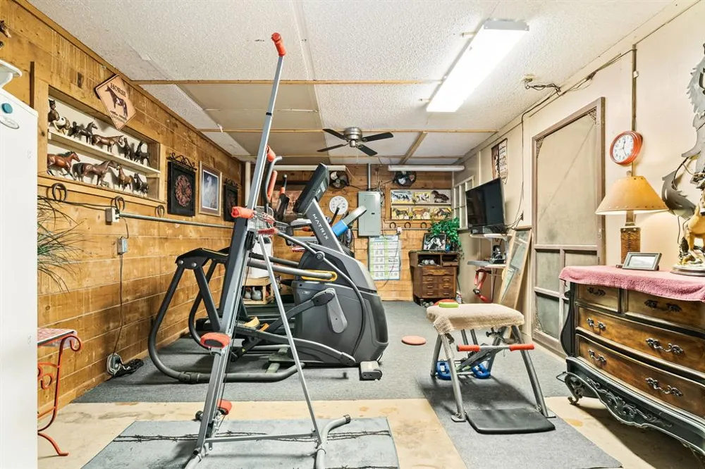 4155 County Road 188 Stephenville, TX 76401