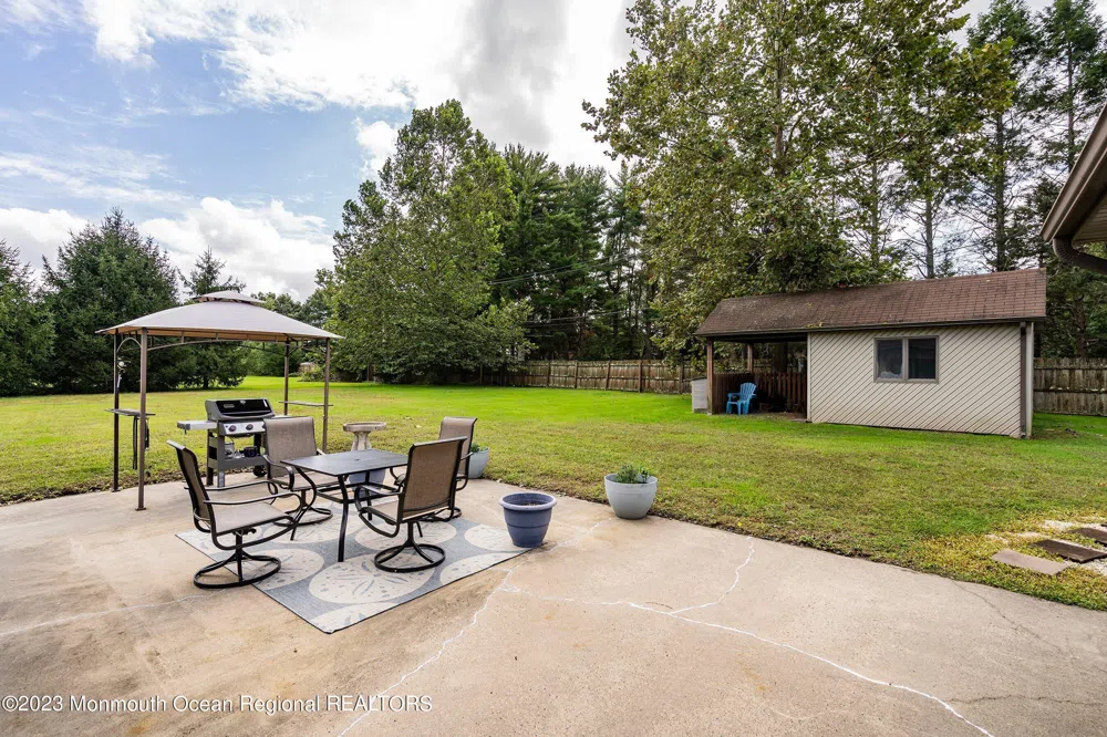 375 Cook Road Jackson, NJ 08527
