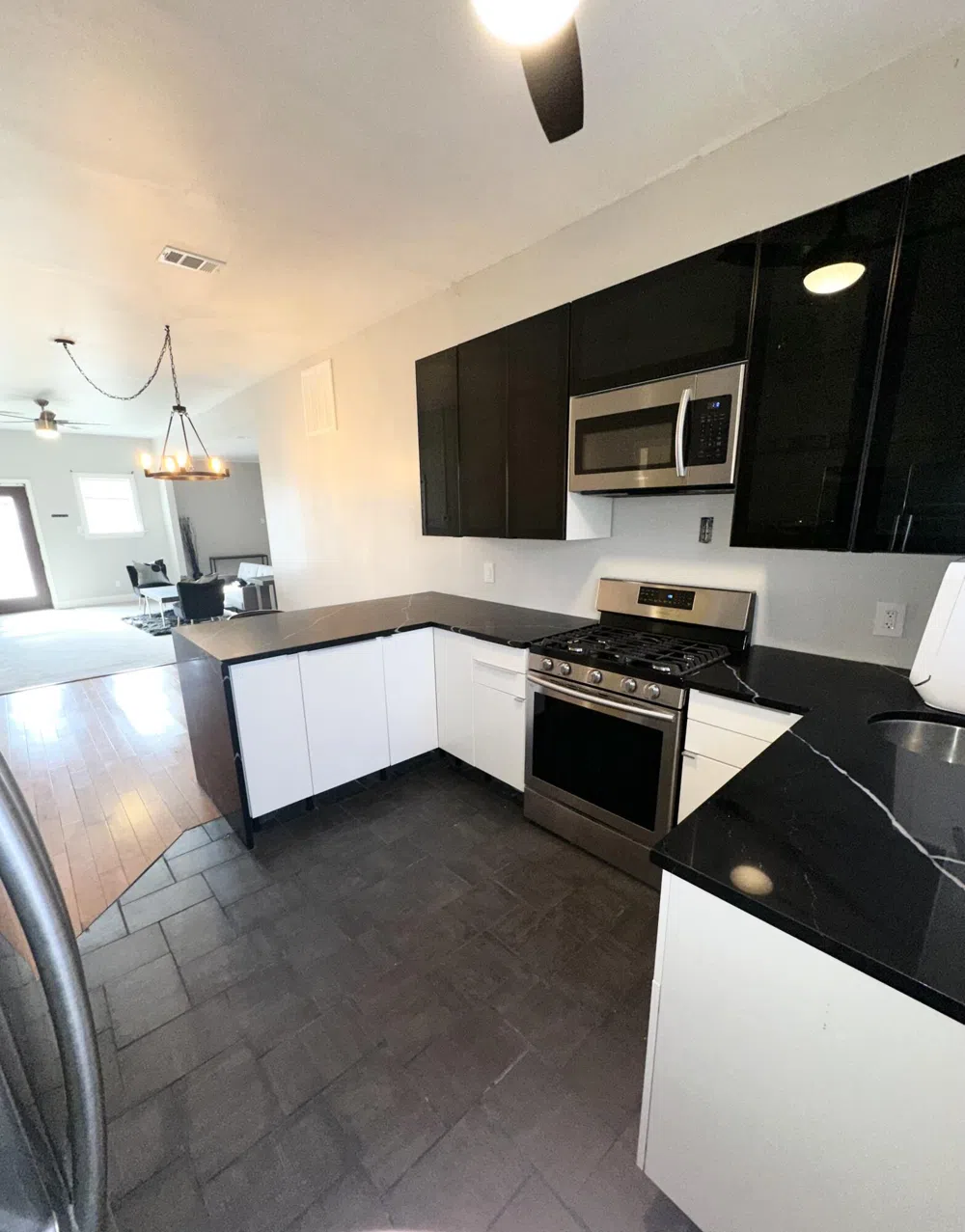 1110 Concord Avenue #3 Detroit, MI 48207