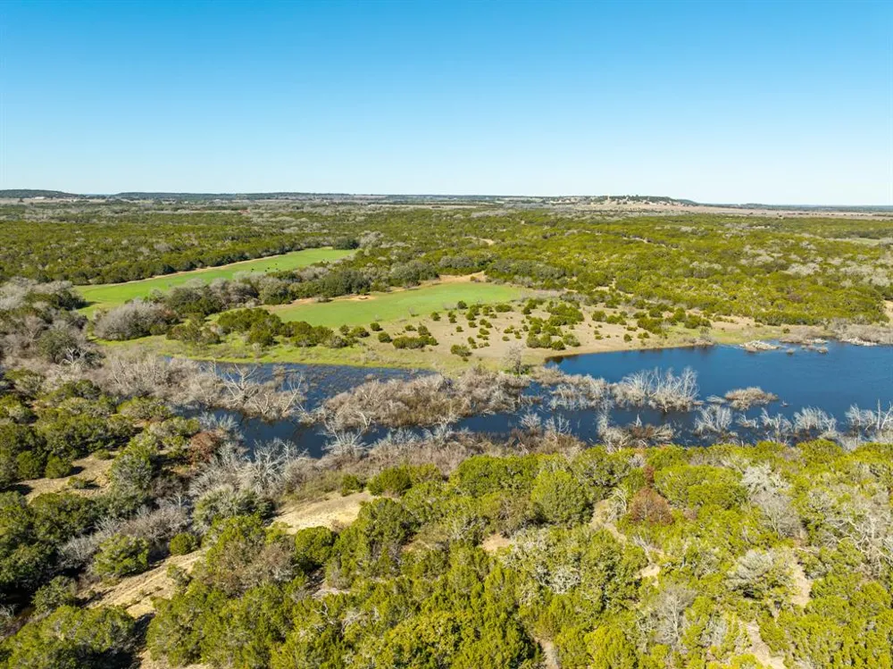 7402 CR 137 Gatesville, TX 76528