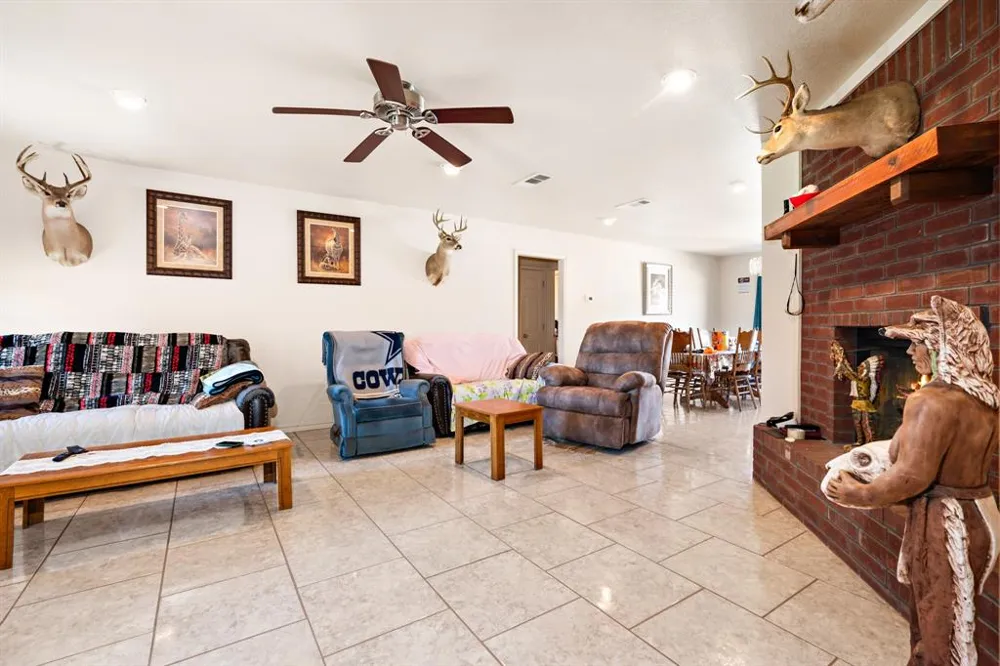 7402 CR 137 Gatesville, TX 76528