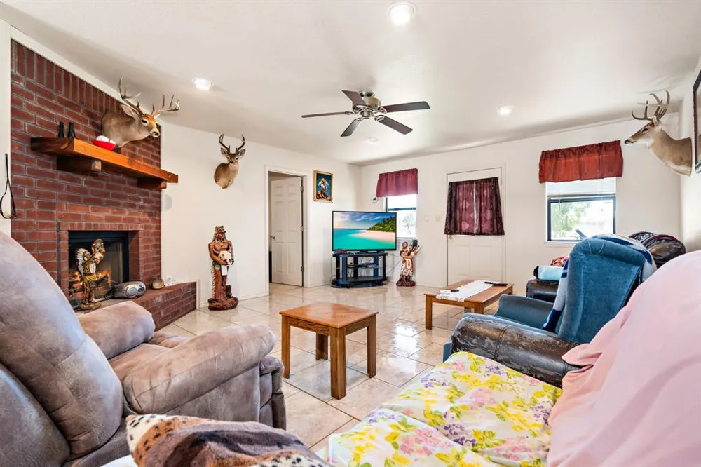 7402 CR 137 Gatesville, TX 76528