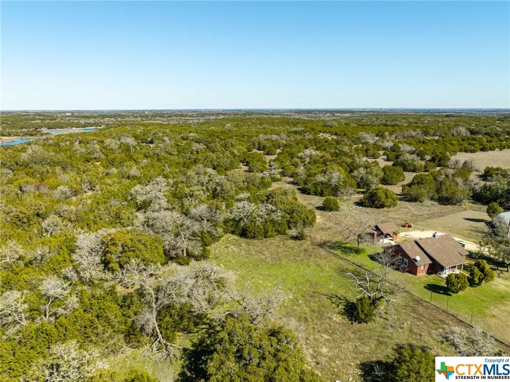 7402 CR 137 Gatesville, TX 76528