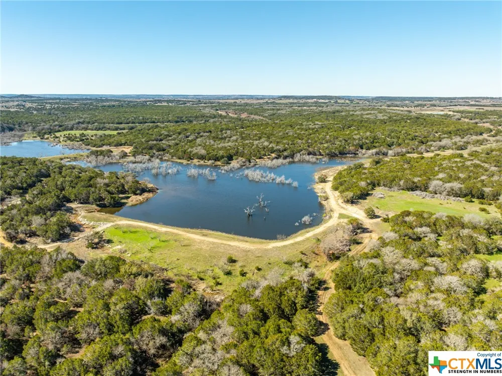 7402 CR 137 Gatesville, TX 76528