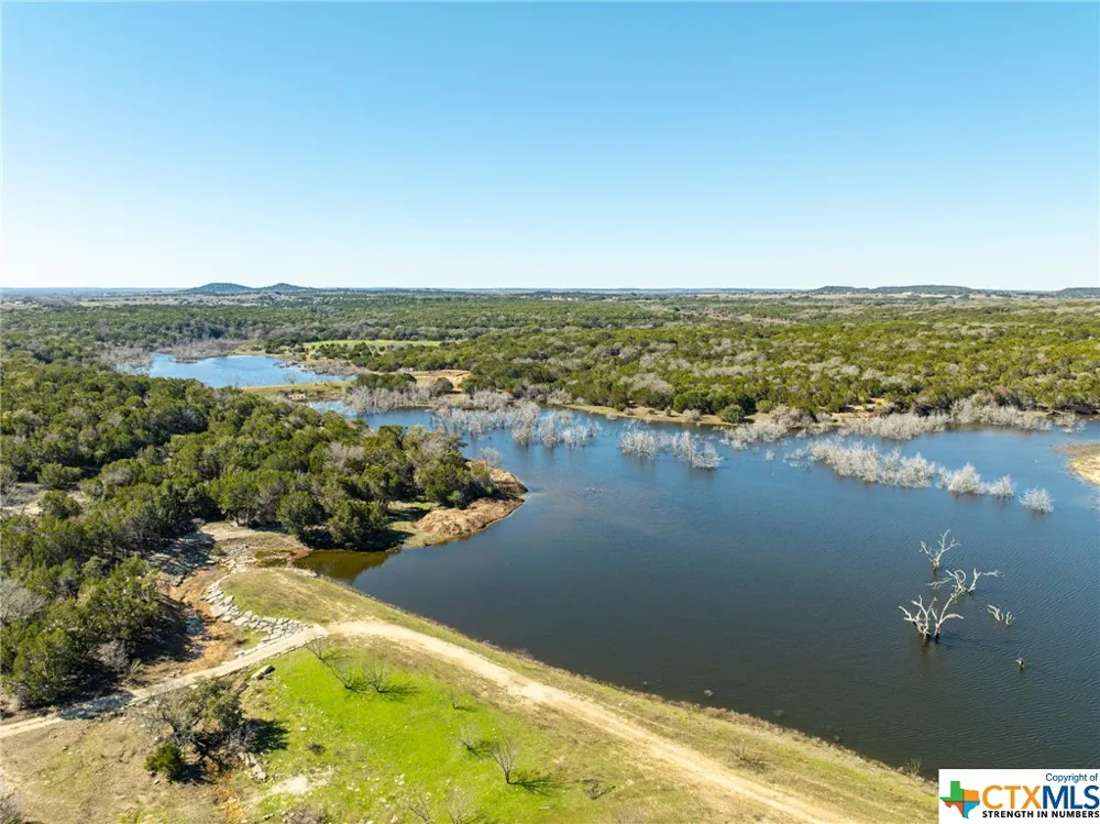 7402 CR 137 Gatesville, TX 76528