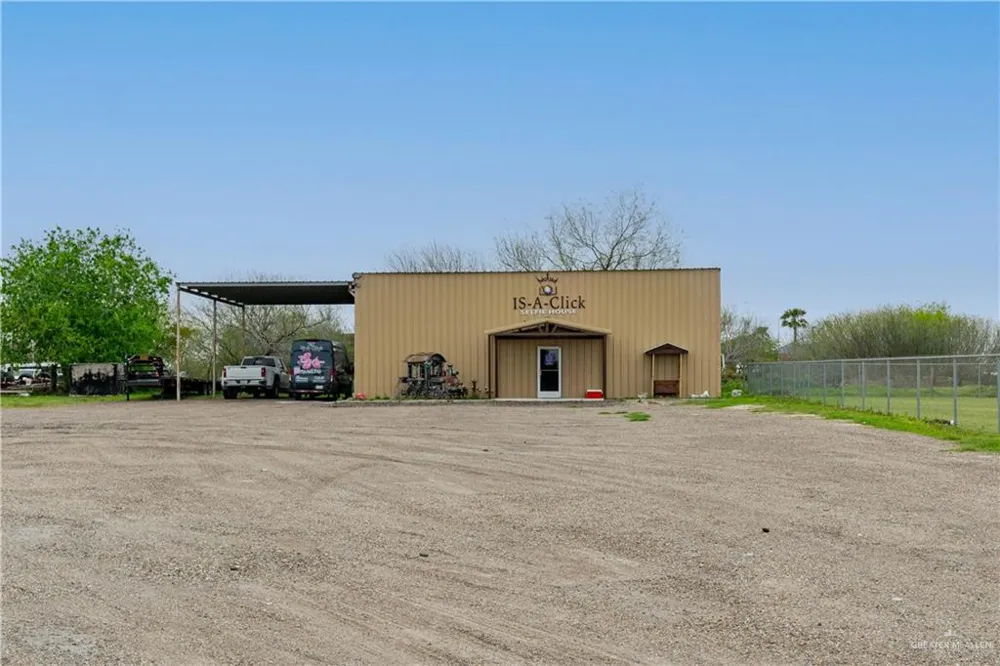 805 Foster Drive Edinburg, TX 78542