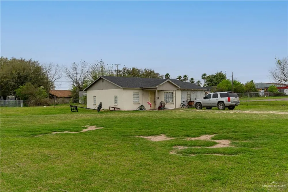 805 Foster Drive Edinburg, TX 78542