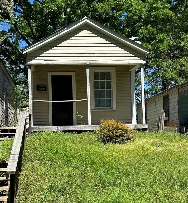 1734 Ashton Street Shreveport, LA 71103