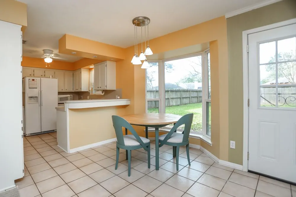 1809 Lazy Creek Ln Pearland, TX 77581
