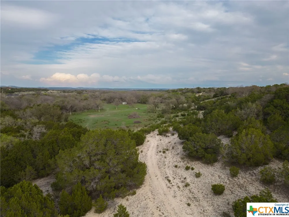 50 County Road 3100 Kempner, TX 76539